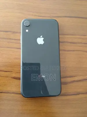 Apple iPhone XR 64 GB (Used)