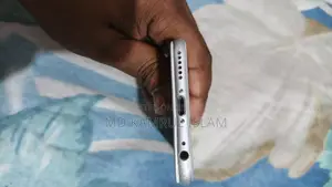 Apple iPhone 6 . (Used)