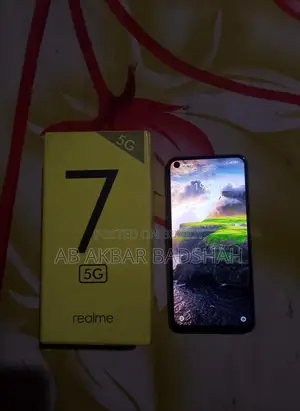Realme 7 8/256 (Used)