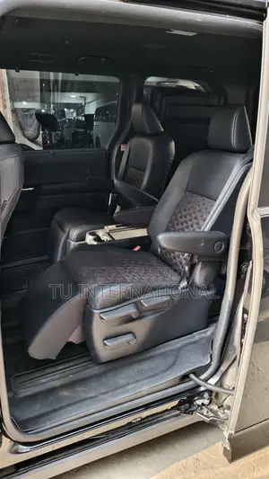 Toyota Voxy HYBRID SZ UNIT 2022