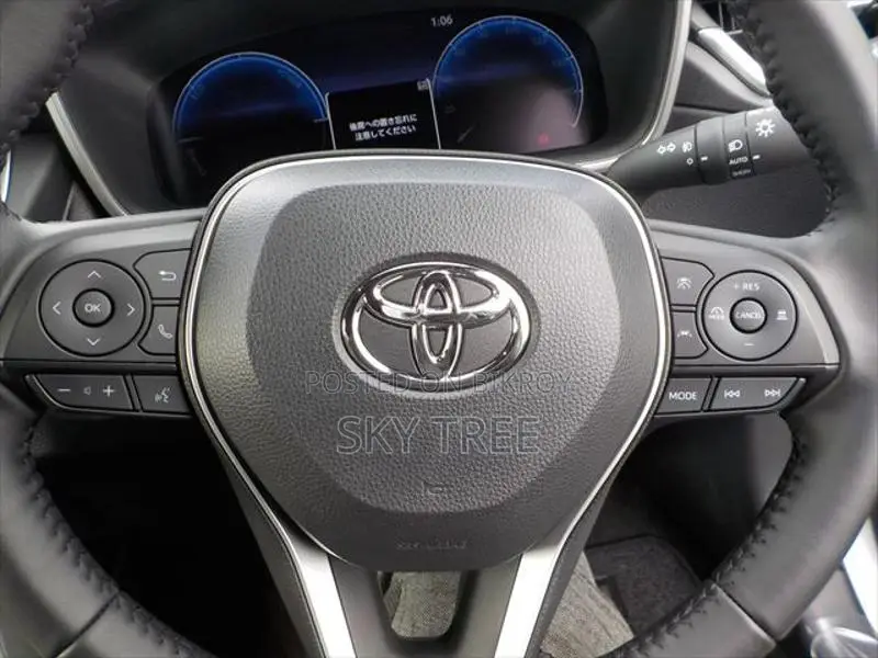 Toyota Corolla Cross z PACKAGE 2025