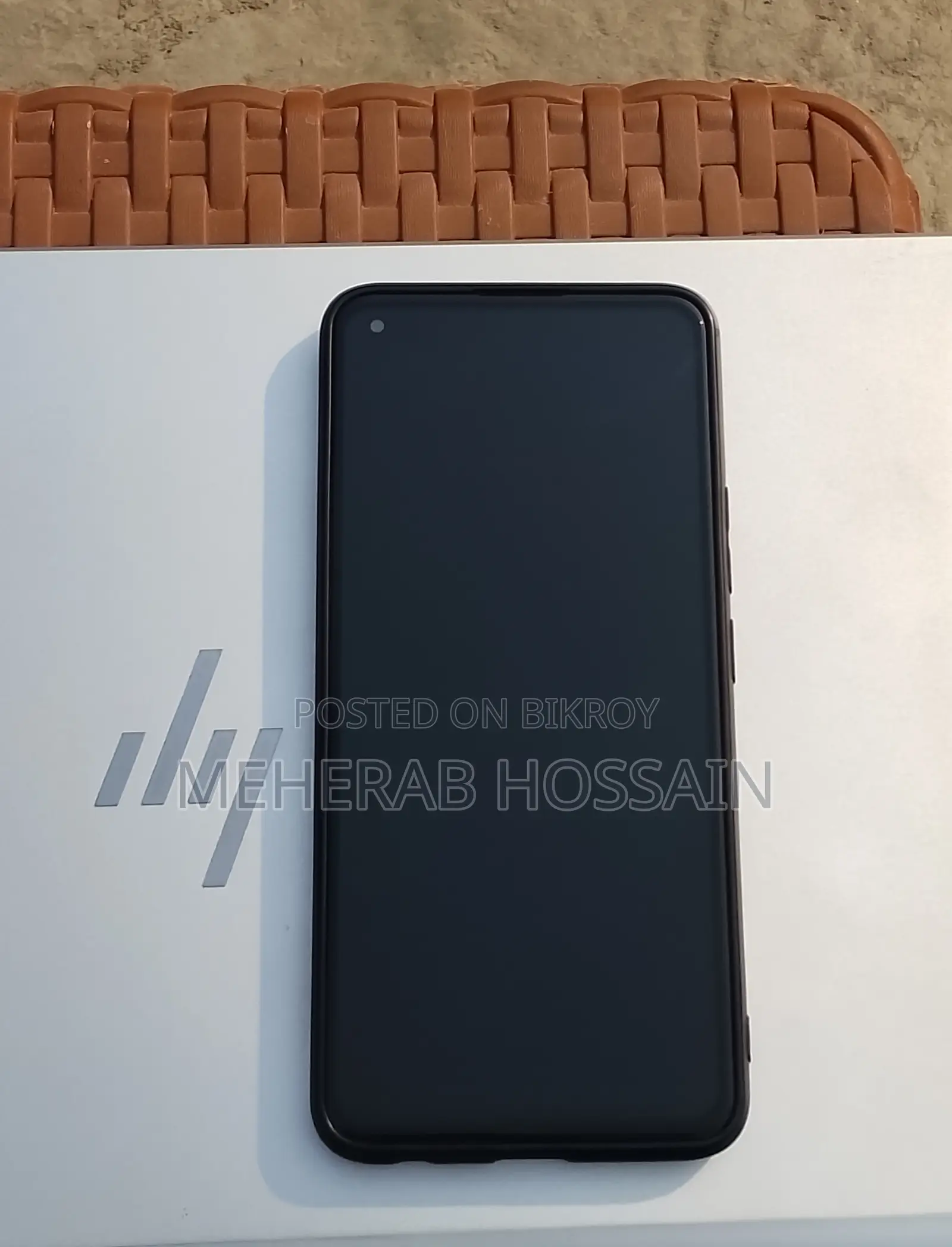 Realme 8 (Used)