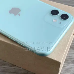 Apple iPhone 11 . (Used)