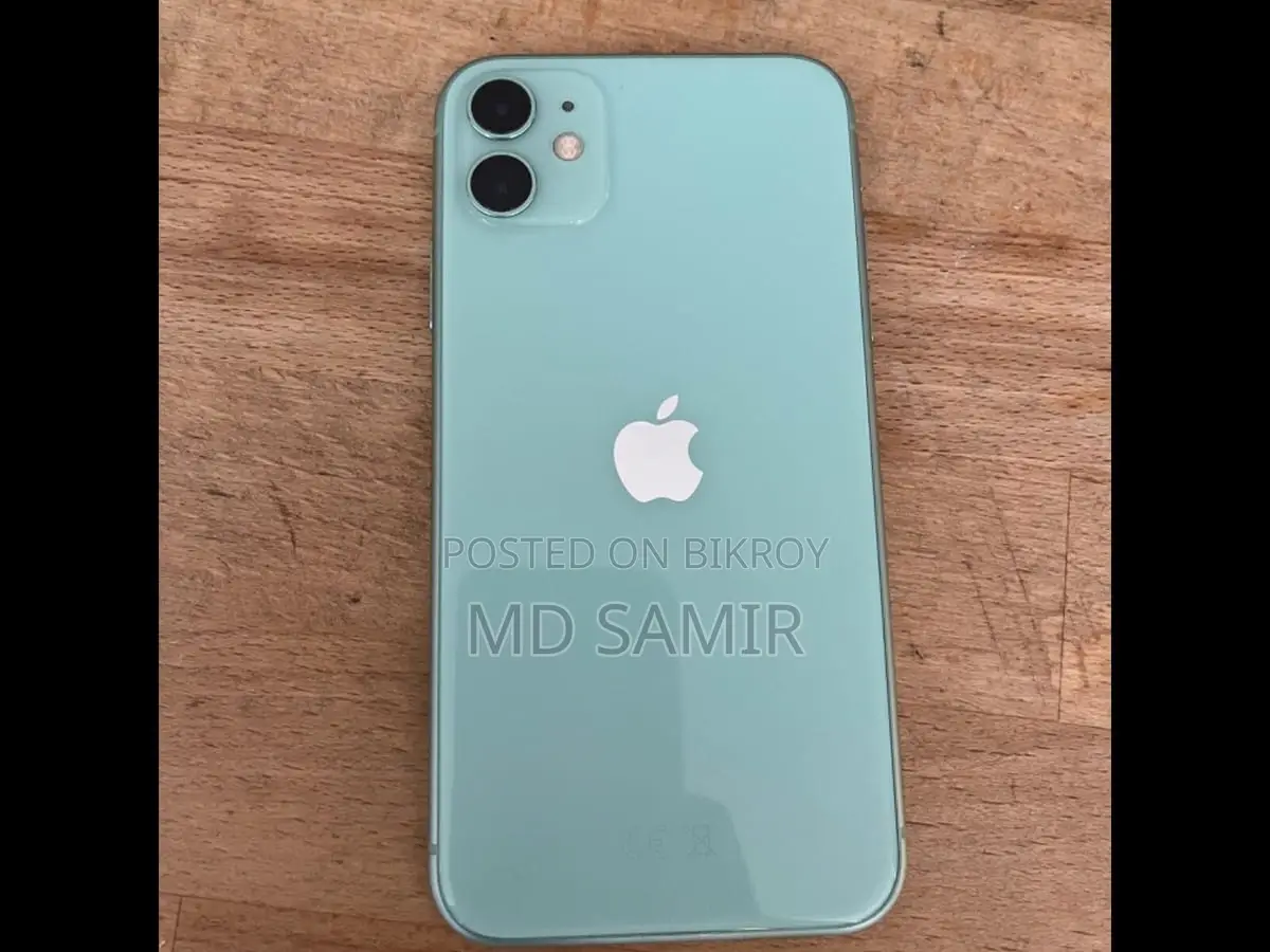 Apple iPhone 11 . (Used)