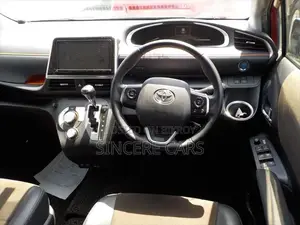 Toyota Sienta G HYB 4 POINT 2020