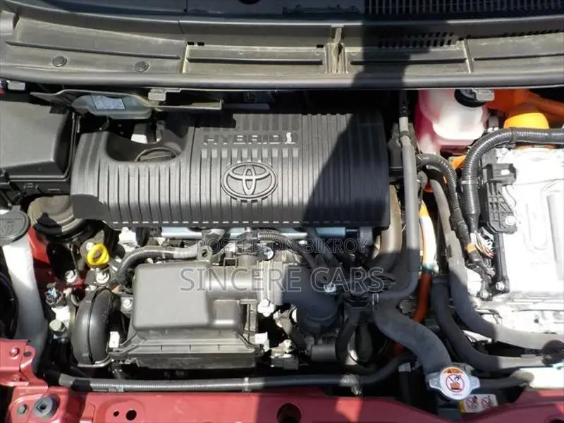 Toyota Sienta G HYB 4 POINT 2020