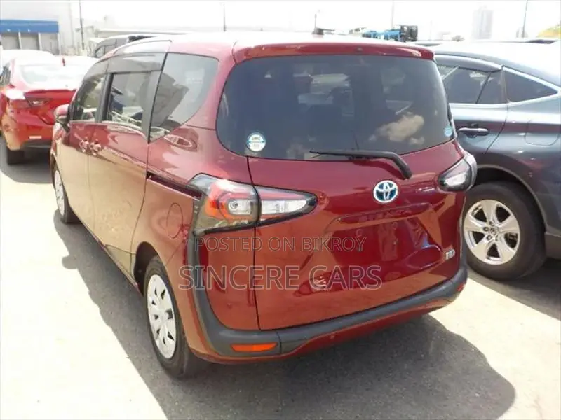 Toyota Sienta G HYB 4 POINT 2020