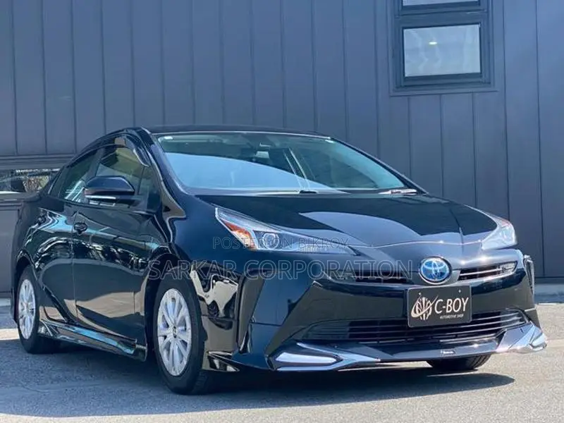 Toyota Prius S 2021