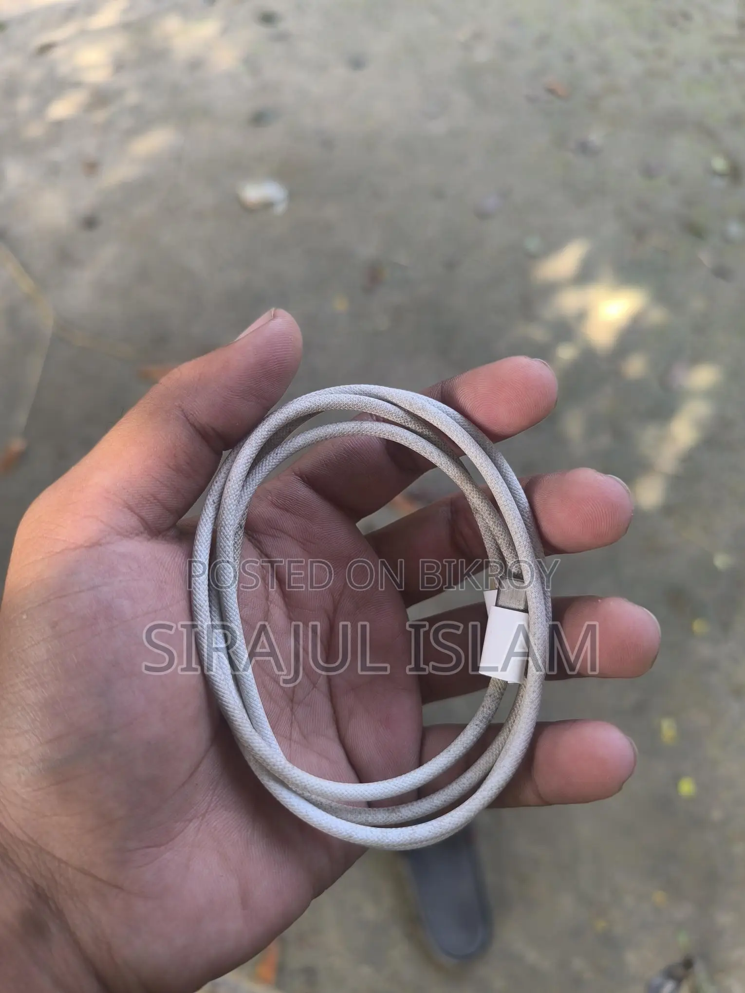 অরিজিনাল iPhone 16 Max এর USB-C ক্যাবল