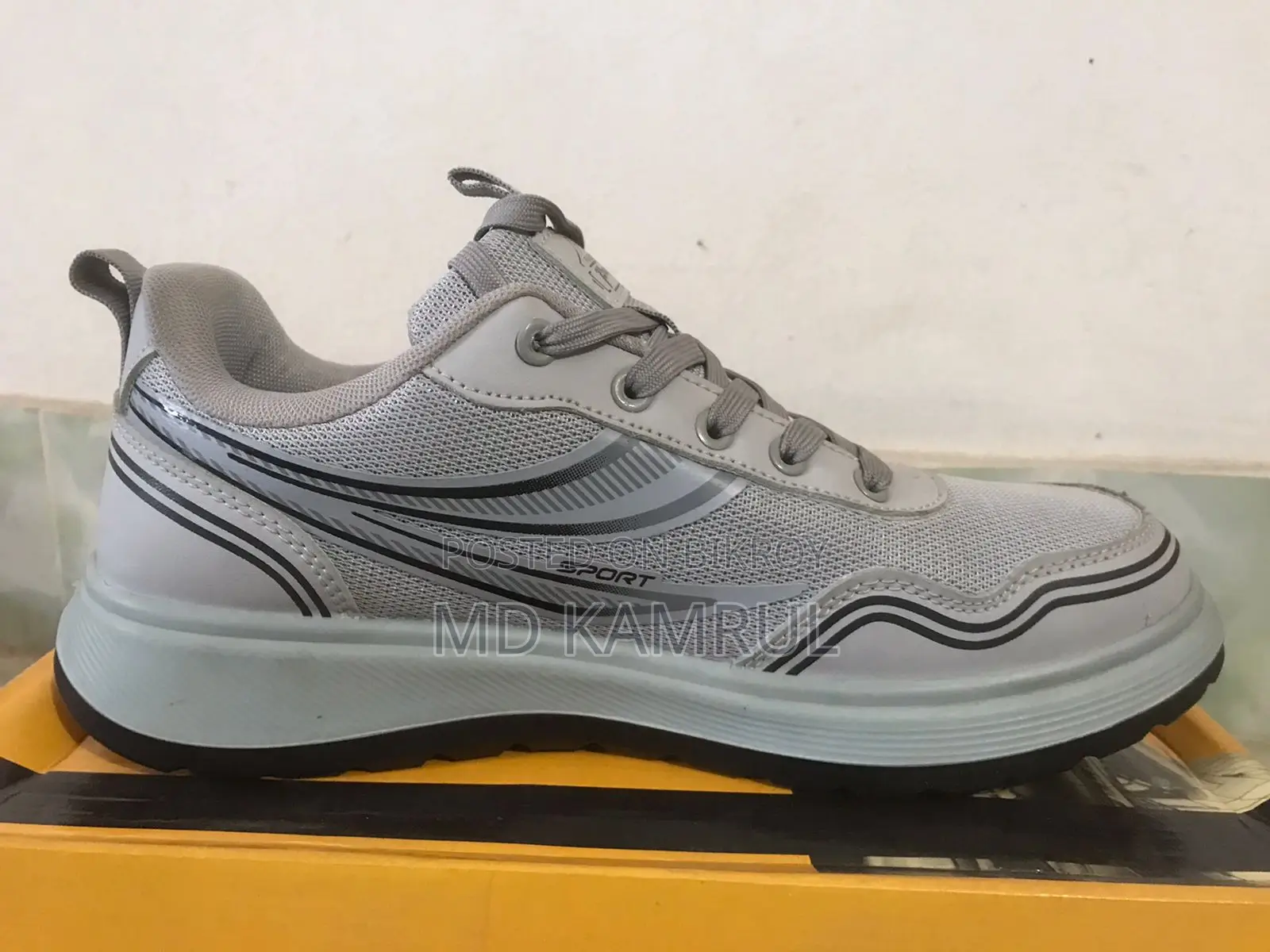 Sneakers Sell