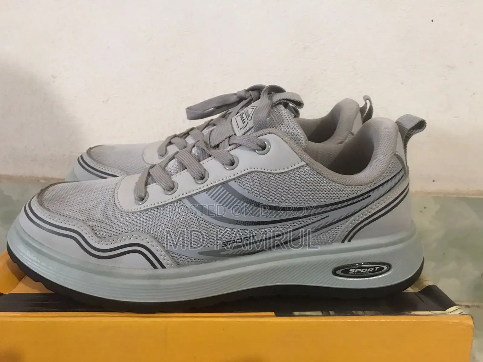 Sneakers Sell