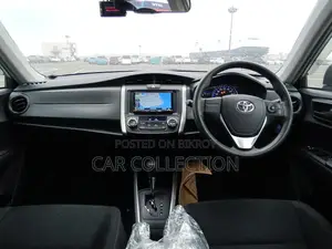 Toyota Fielder 2020