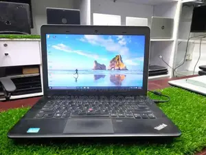 Lenovo core i7, 6GB Ram, 128 ssd