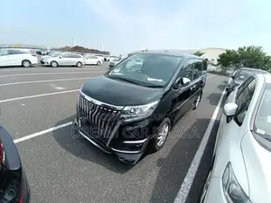 Toyota Esquire 2020