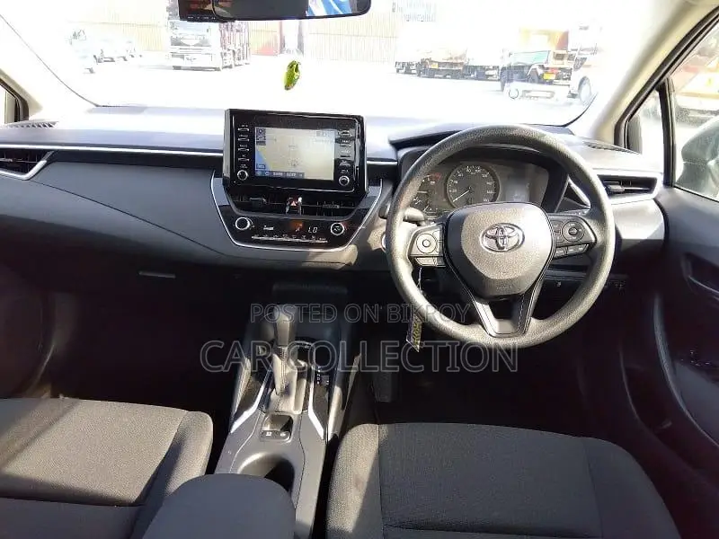 Toyota Corolla Gx White 2020