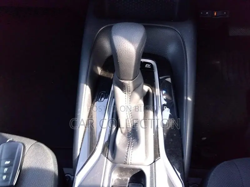 Toyota Corolla Gx White 2020
