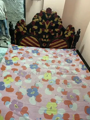 6/7 Bed