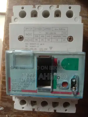 Electrical circuit, gang swich