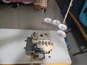 Juki ওবার লোক মেশিন ফুল ফ্রেশ কন্ডিশন রানিং
