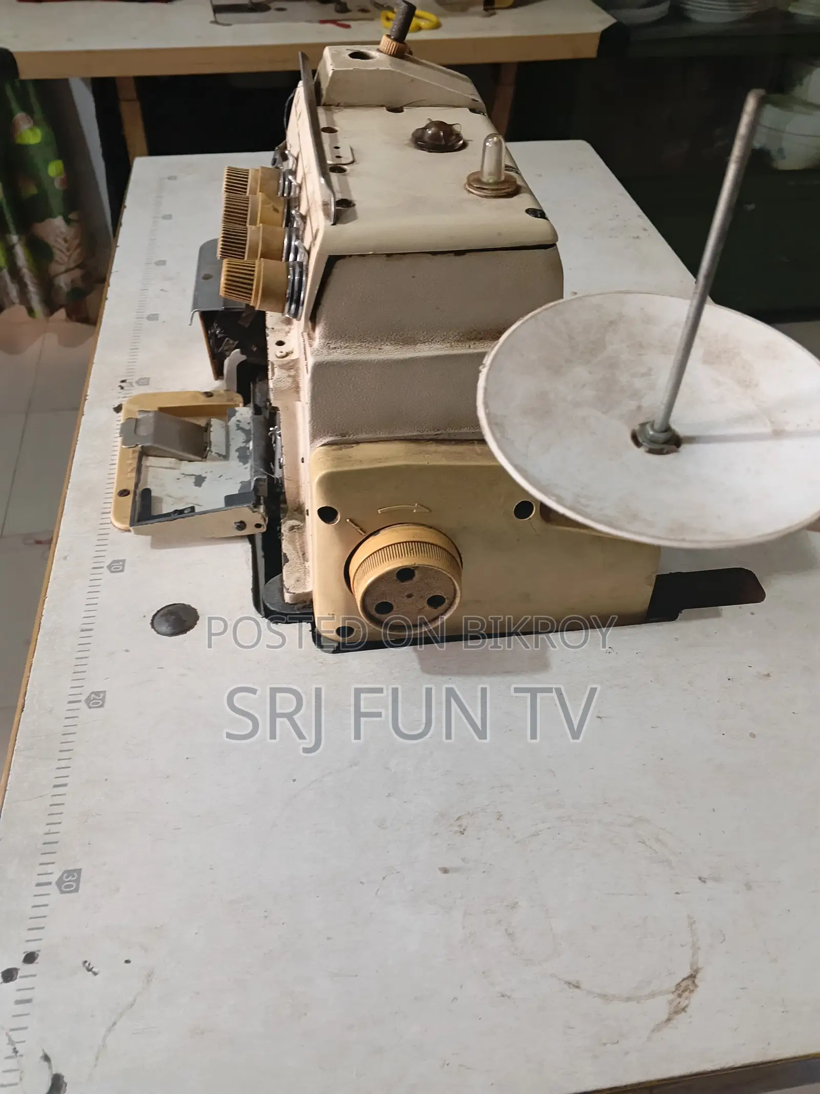 Juki ওবার লোক মেশিন ফুল ফ্রেশ কন্ডিশন রানিং