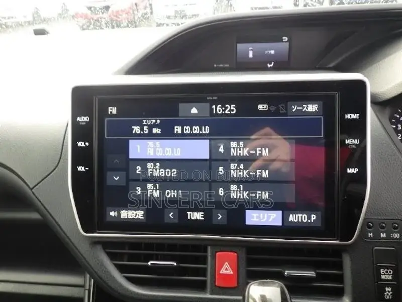 Toyota Noah SI WXB NON-HYBRID 2021