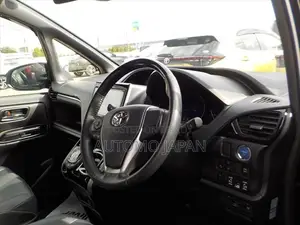 Toyota Esquire GI 2020