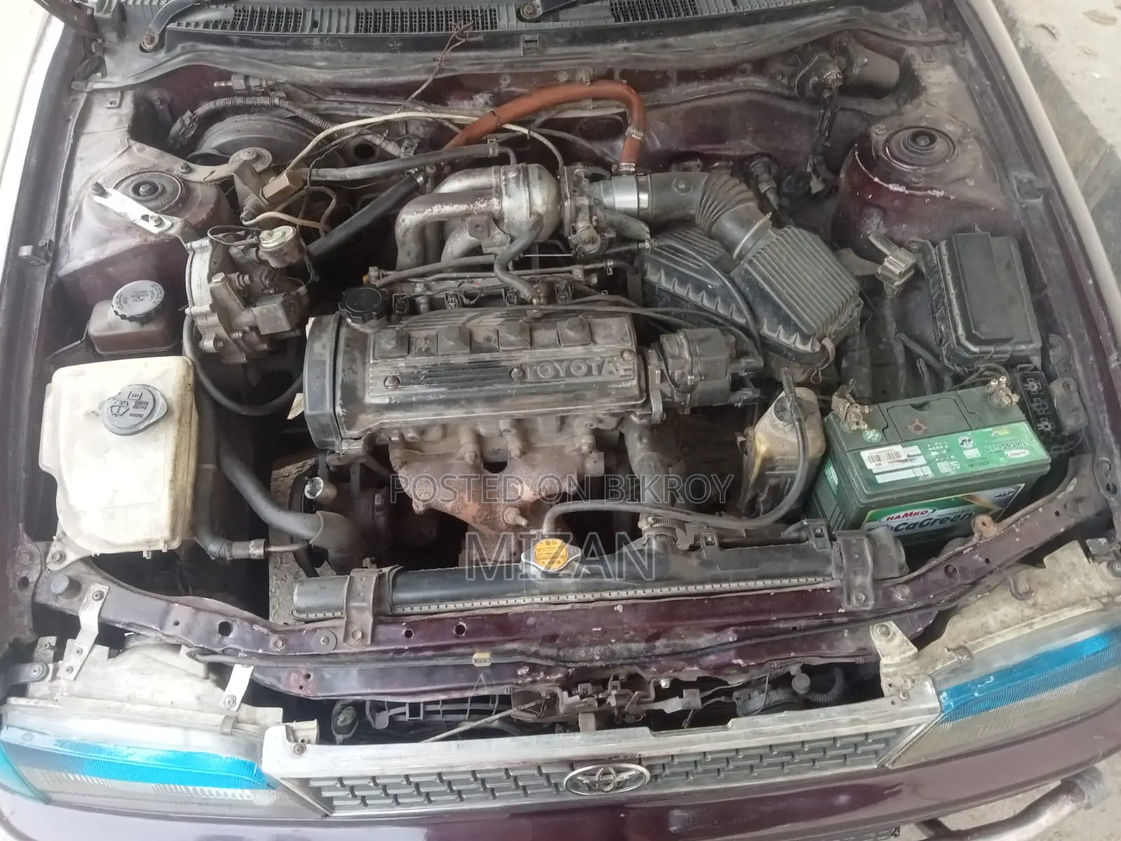 Toyota Corolla . 1996