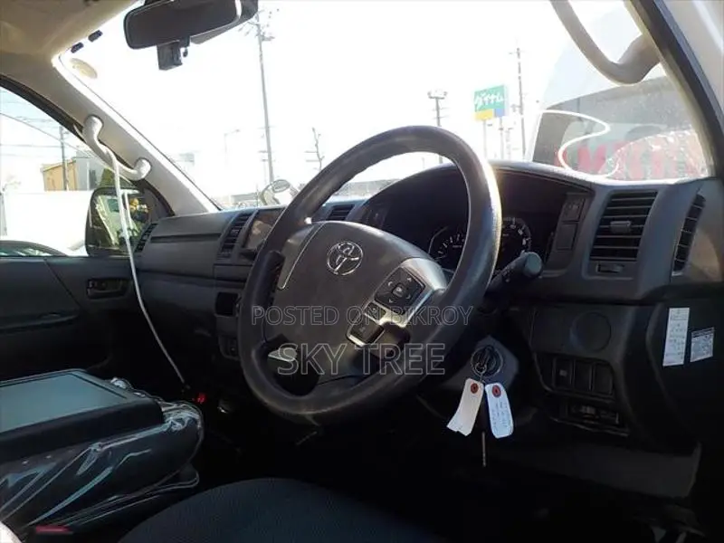 Toyota Hiace Ambulance 2020