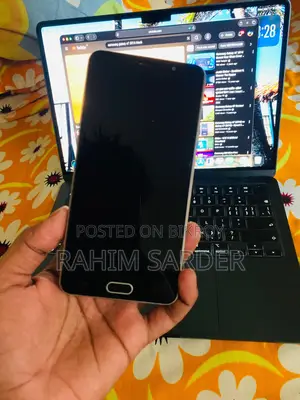 Samsung Galaxy A7 (Used)