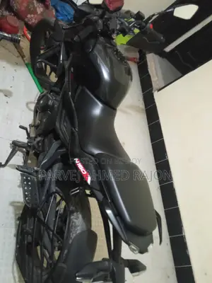 Bajaj Pulsar N 160 . 2025