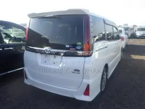 Toyota Noah SI WXB 3 PEARL COLOR 2021