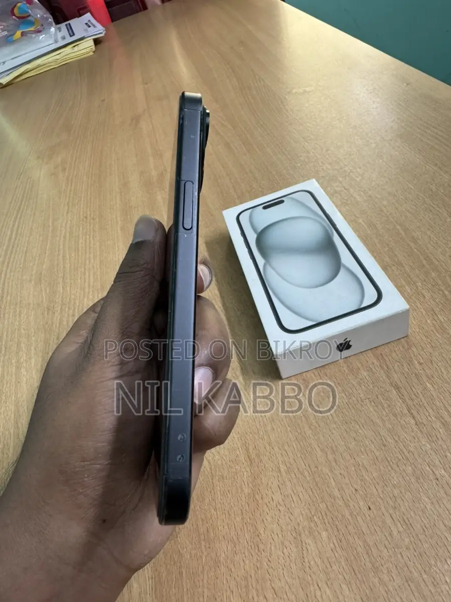 Apple iPhone 15 128Gb (Used)
