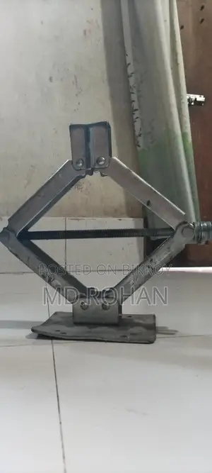 Selling a screw jack