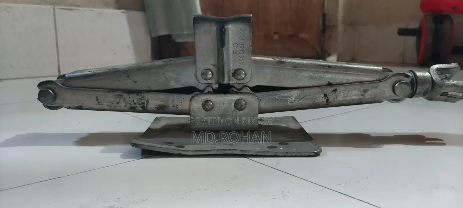 Selling a screw jack