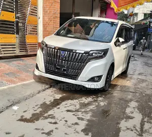 Toyota Esquire GI PREMIUM PUSH 2020