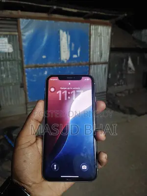 Apple iPhone 11 (Used)
