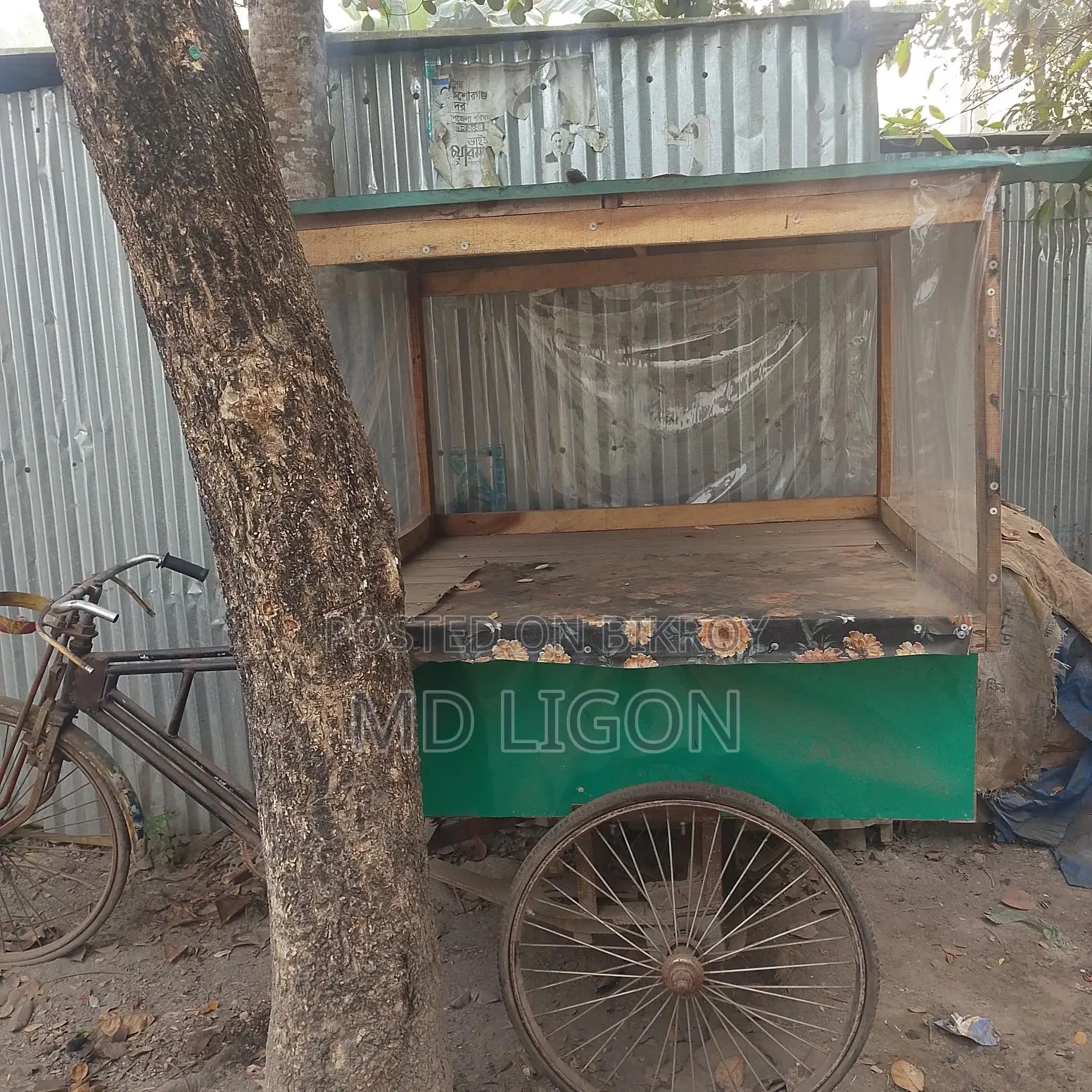 ঝালমুড়ি ফুচকা গাড়ি