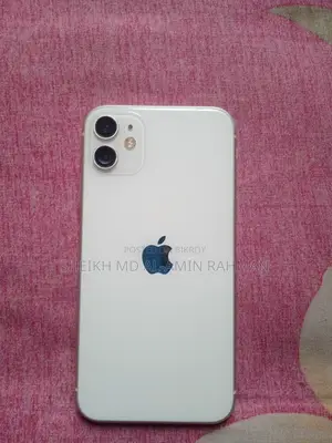 Apple iPhone 11 (Used)