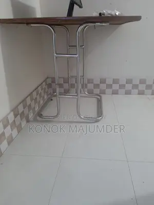 Very sturdy teak wood table