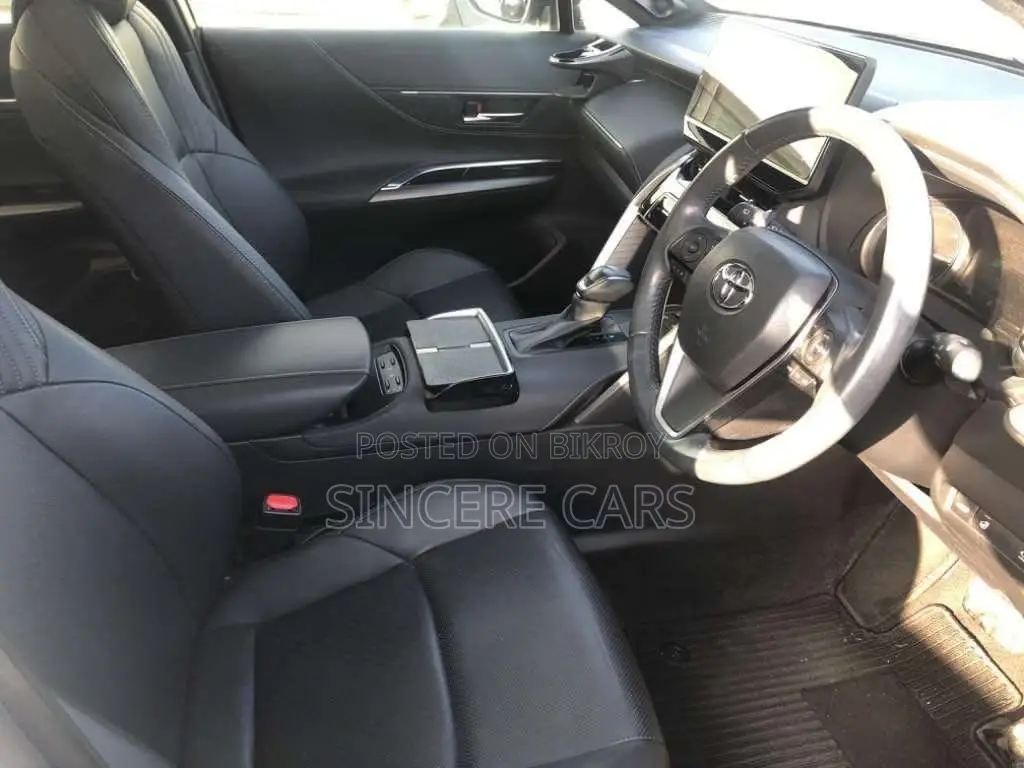 Toyota Harrier Hybrid Special 2021