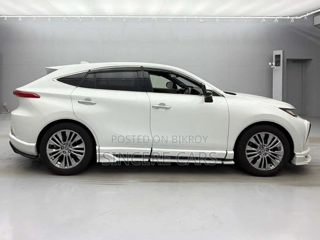 Toyota Harrier Hybrid Special 2021