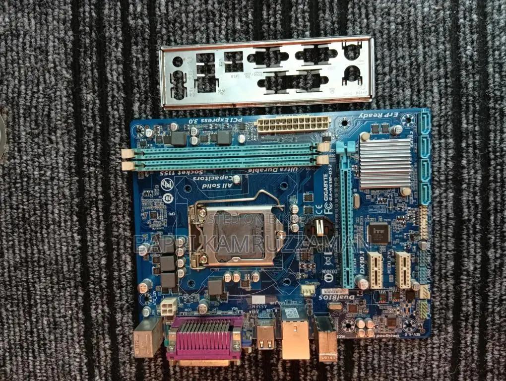 GIGABYTE GA-H61M-DS2 100%