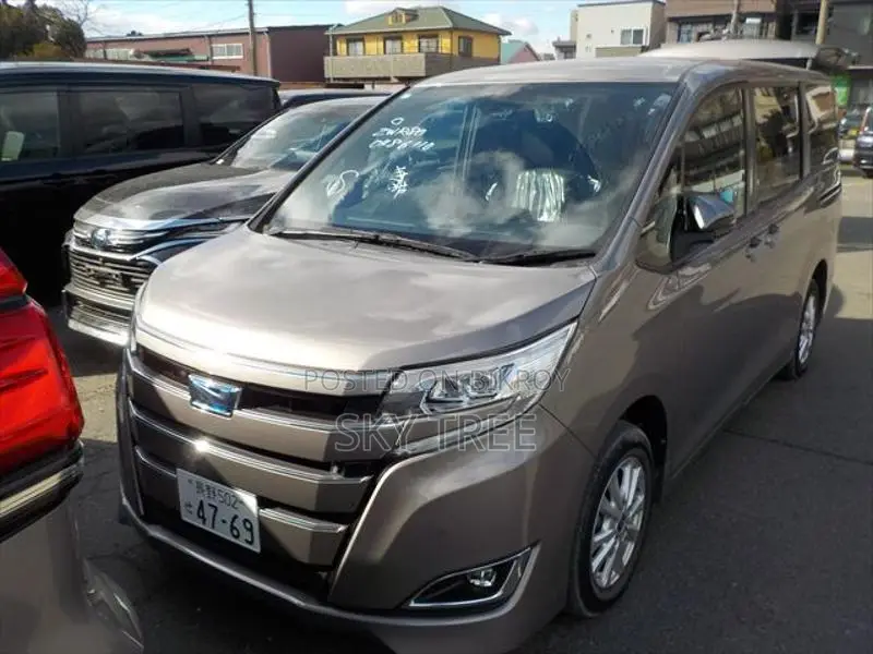 Toyota Noah g package 2021