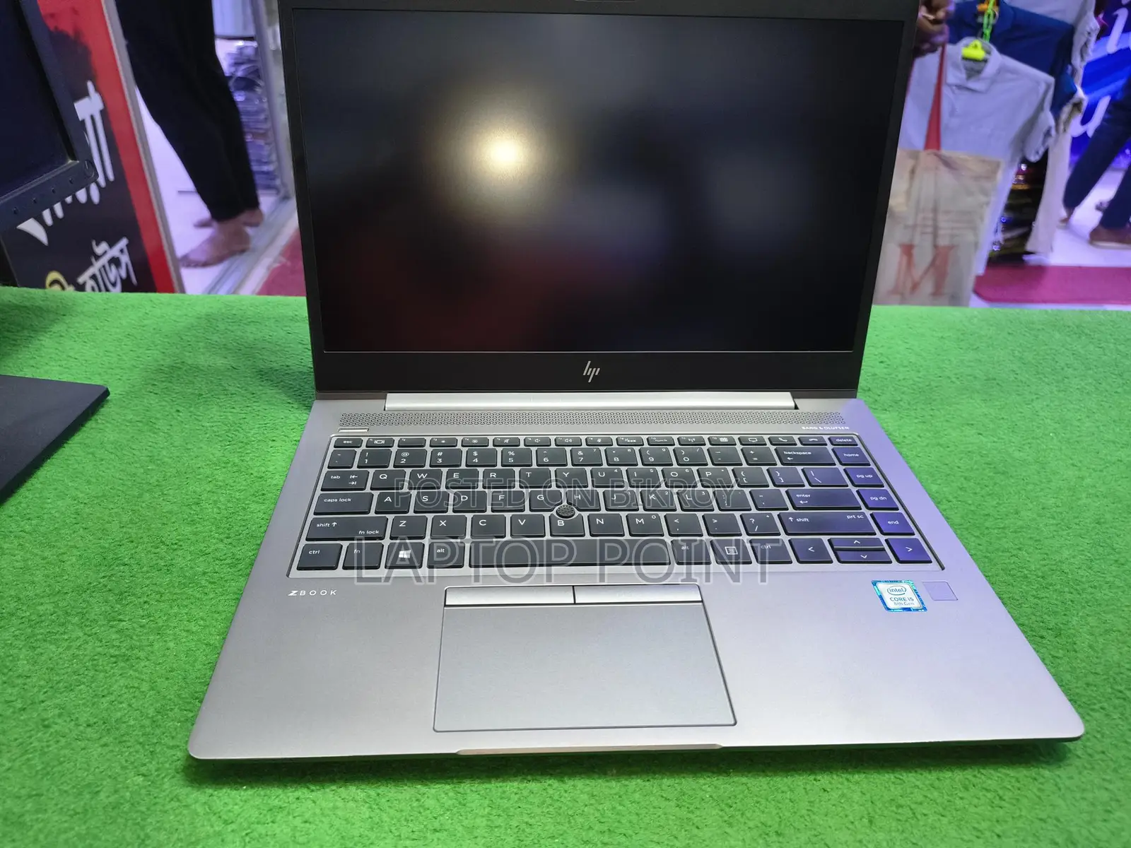 HP Zbook 14u G6=i5 8gen: 256ssd/8gb ram