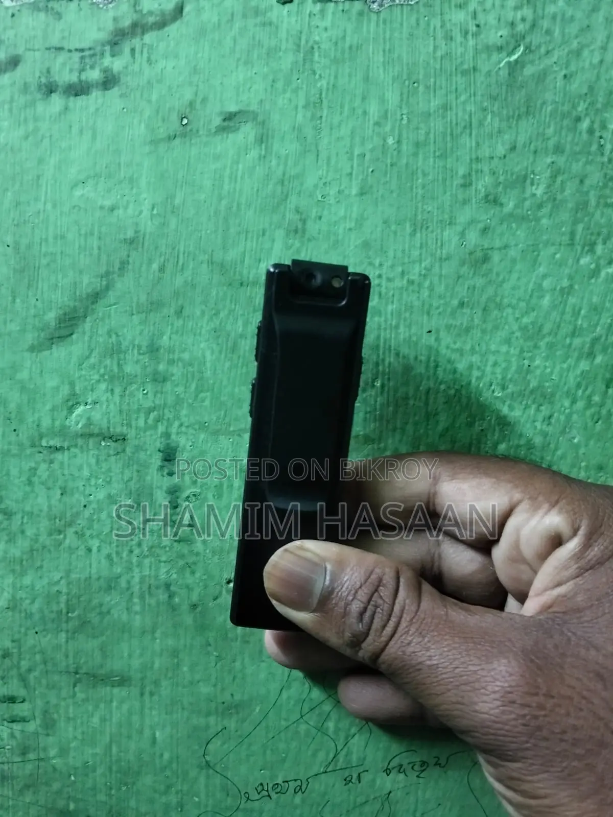 Selling a high-quality mini camera