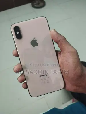 Apple iPhone XS (Used)