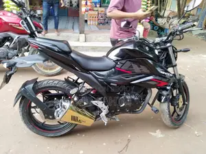 Suzuki Gixxer ABS . 2024