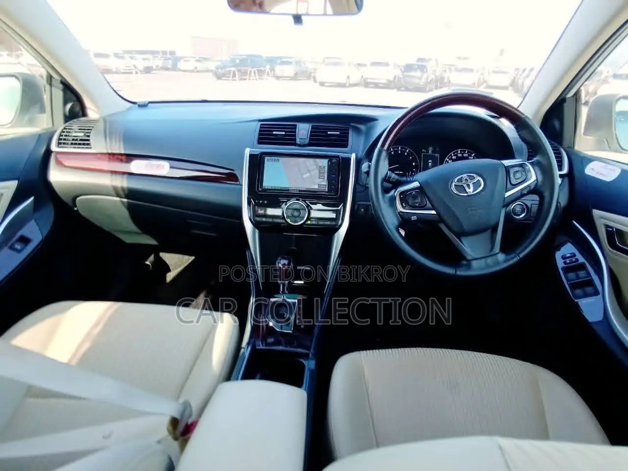 Toyota Premio F-ex 2020