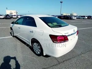 Toyota Premio F-ex 2020