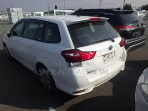 Toyota Fielder Hybrid EX White 2021